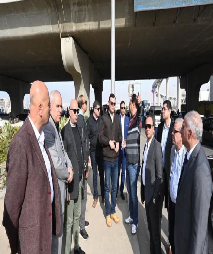 جولة مفاجئة لوزير الإسكان بمدينة ٦ أكتوبر.. يستهلها بالمرور على عدد من المحاور الرئيسية